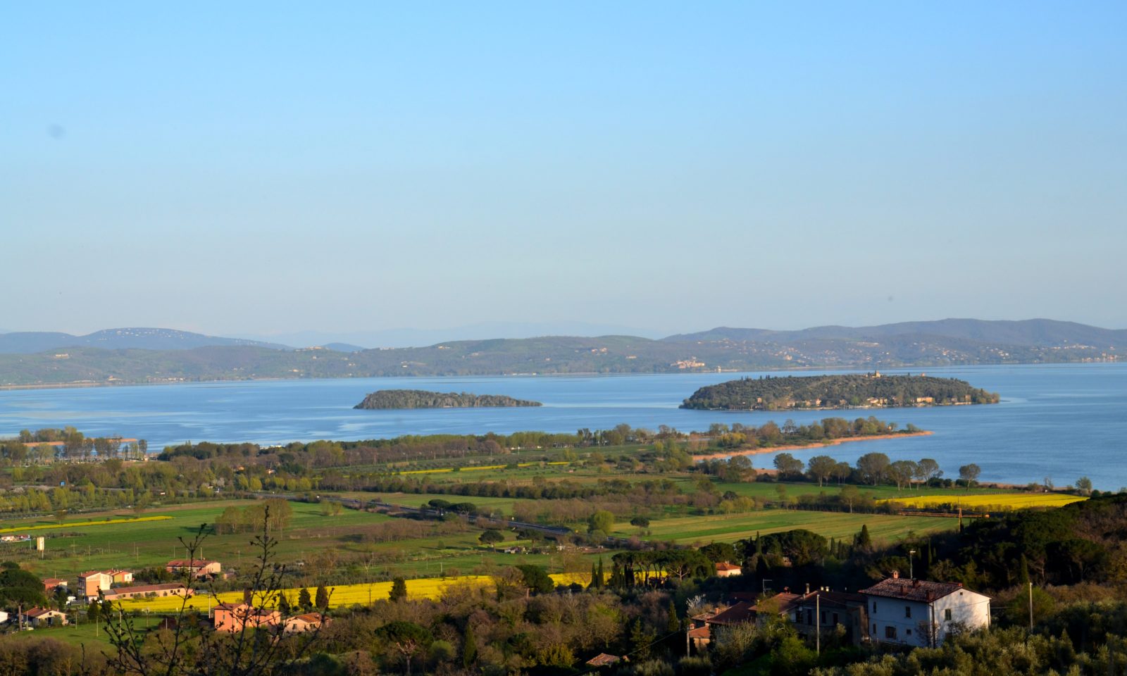 Lake Trasimeno, Valdichiana and Siena