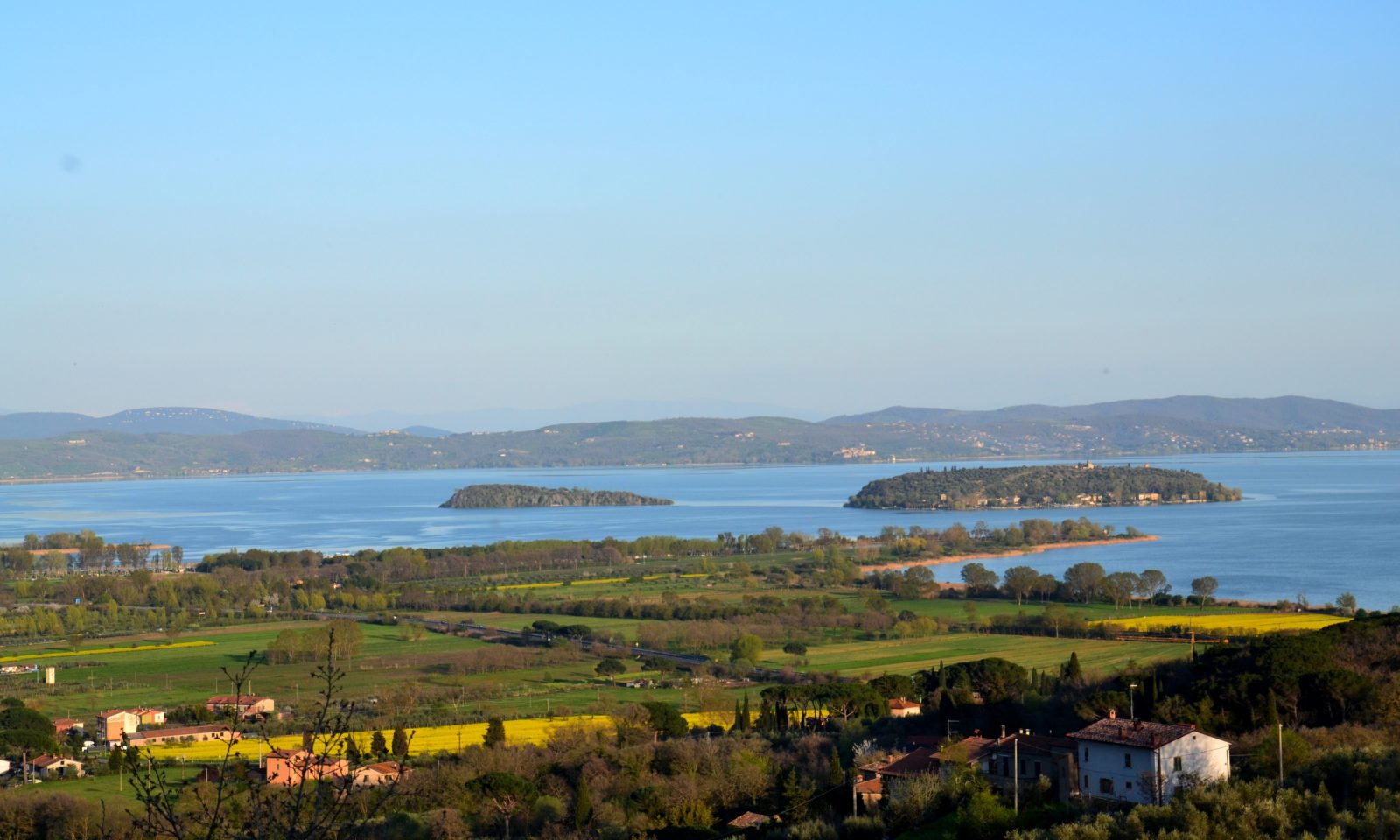 Lake Trasimeno, Valdichiana and Siena